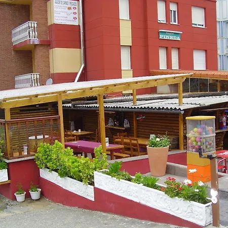 Πανσιόν Pineda 2*