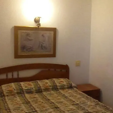 Pineda Πανσιόν Noja