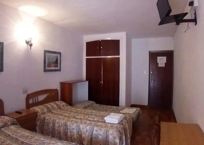 Vendégház Pineda 2*